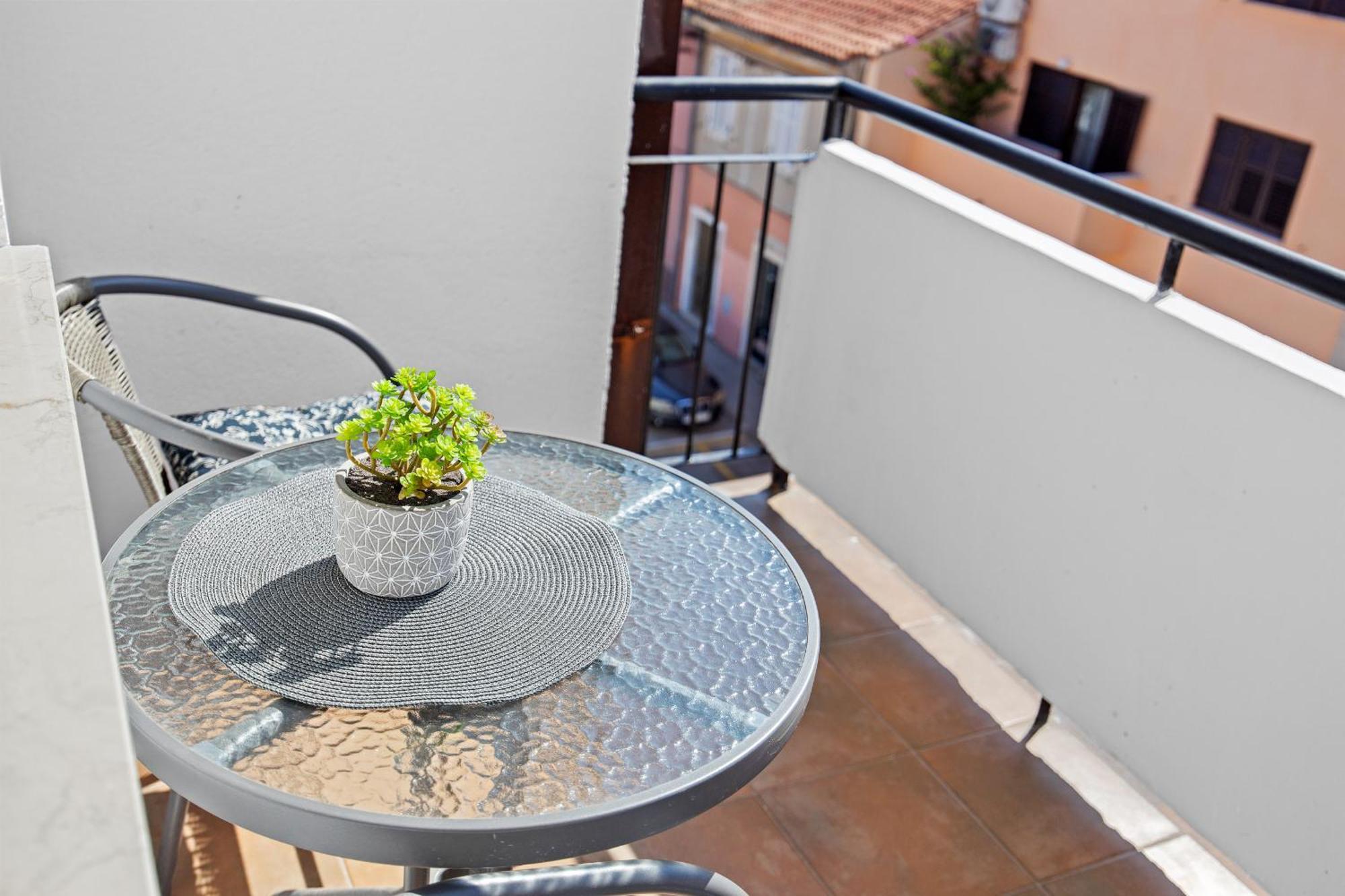 Apartment Jellyfish Pula Exterior photo